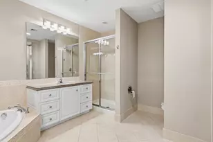 24 Harbour Isle Dr W, Fort Pierce, FL 34949 - Photo 22