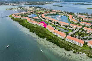 24 Harbour Isle Dr W, Fort Pierce, FL 34949 - Photo 4