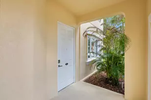 24 Harbour Isle Dr W, Fort Pierce, FL 34949 - Photo 34