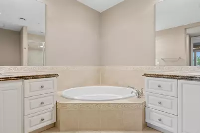 24 Harbour Isle Drive W #106, Fort Pierce, FL 34949 - Photo 22