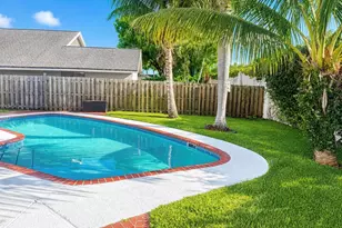 2815 NW 111th Ave, Sunrise, FL 33322 - Photo 16