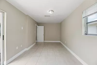 2420 NW 89th Avenue, Sunrise, FL 33322 - Photo 18