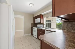 2420 NW 89th Ave, Sunrise, FL 33322 - Photo 10
