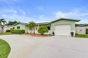 1710 NW 111th Terrace, Pembroke Pines, FL 33026 - Photo 4