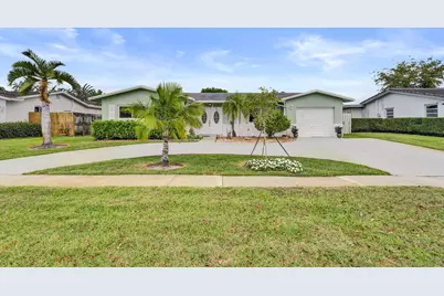 1710 NW 111th Terrace, Pembroke Pines, FL 33026 - Photo 1