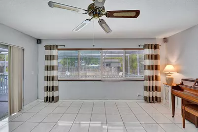 1710 NW 111th Terrace, Pembroke Pines, FL 33026 - Photo 32