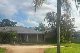 931 NE Town Terrace, Jensen Beach, FL 34957 - Photo 4