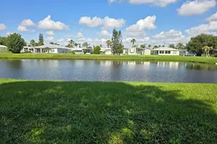 7 Madrid Ln, Port Saint Lucie, FL 34952 - Photo 16