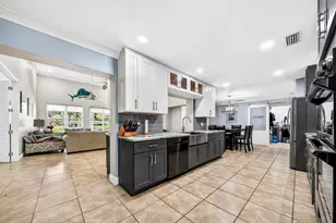 2801 SW 154th Ln, Davie, FL 33331 - Photo 8