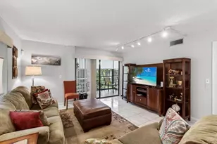 10174 Mangrove Dr, Boynton Beach, FL 33437 - Photo 14