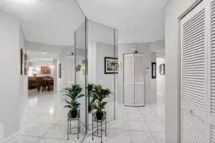 10174 Mangrove Dr, Boynton Beach, FL 33437 - Photo 8