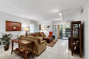 10174 Mangrove Dr, Boynton Beach, FL 33437 - Photo 12