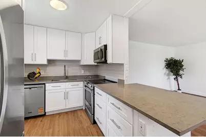 221 Waterford, Delray Beach, FL 33446 - Photo 4