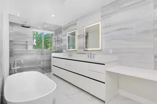 495 E Royal Palm Rd, Boca Raton, FL 33432 - Photo 20