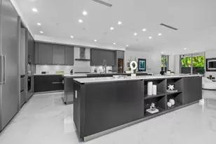 495 E Royal Palm Rd, Boca Raton, FL 33432 - Photo 1