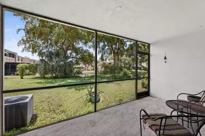 9409 NW 42nd Street, Sunrise, FL 33351 - Photo 8