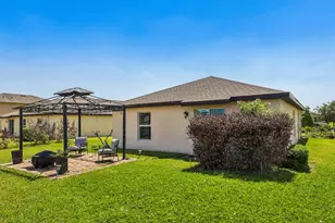 923 Bent Creek Dr, Fort Pierce, FL 34947 - Photo 28