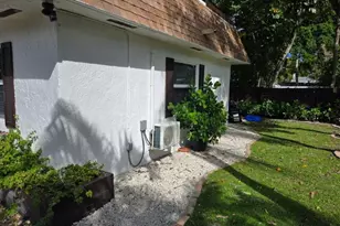 1300 NW 4th Ave, Fort Lauderdale, FL 33311 - Photo 18