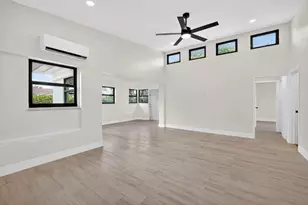 1403 NE 13th St, Fort Lauderdale, FL 33304 - Photo 2