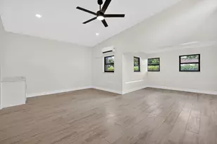 1403 NE 13th St, Fort Lauderdale, FL 33304 - Photo 4