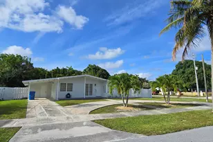 887 W Duval St, Lantana, FL 33462 - Photo 4