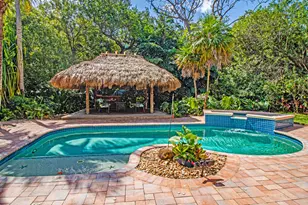 5592 SE Reef Way, Stuart, FL 34997 - Photo 4