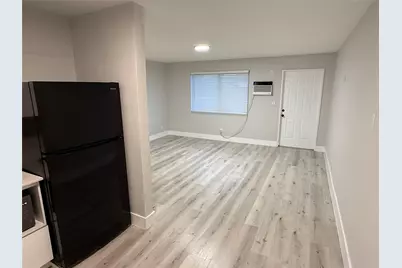 720 NE 7th Street #2a, Hallandale Beach, FL 33009 - Photo 6