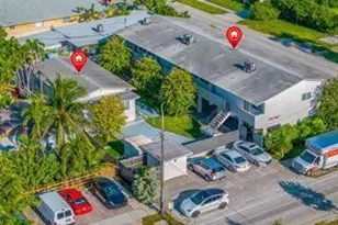 720 NE 7th St, Hallandale Beach, FL 33009 - Photo 14