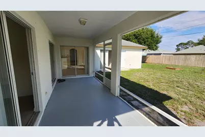 474 SW Namoit Place, Port Saint Lucie, FL 34953 - Photo 2