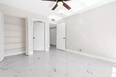 712 Meadows Circle, Boynton Beach, FL 33436 - Photo 18