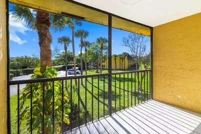 712 Meadows Circle, Boynton Beach, FL 33436 - Photo 26