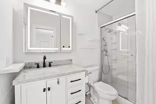 5900 Bayview Dr, Fort Lauderdale, FL 33308 - Photo 14