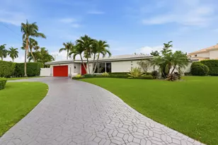 5900 Bayview Dr, Fort Lauderdale, FL 33308 - Photo 4