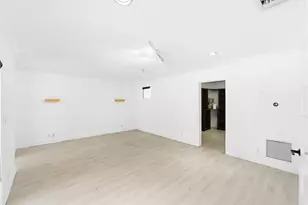 5900 Bayview Dr, Fort Lauderdale, FL 33308 - Photo 16
