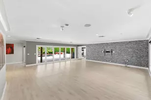 5900 Bayview Dr, Fort Lauderdale, FL 33308 - Photo 4