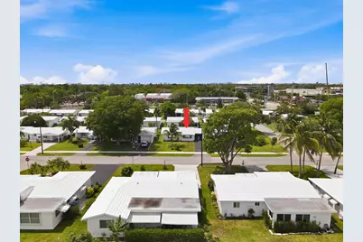 220 Leisure Boulevard, Pompano Beach, FL 33064 - Photo 20