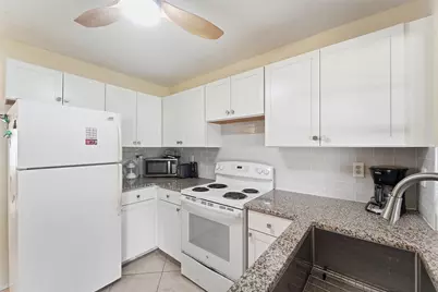 220 Leisure Boulevard, Pompano Beach, FL 33064 - Photo 6