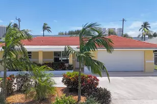 1221 Singer Dr, Singer Island, FL 33404 - Photo 2