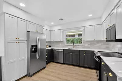 1221 Singer Drive, Singer Island, FL 33404 - Photo 12