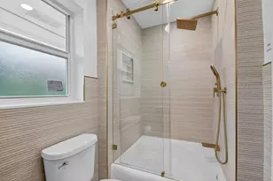 1221 Singer Dr, Singer Island, FL 33404 - Photo 22