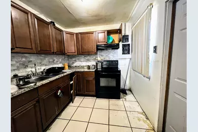 260 NE 42nd Court, Deerfield Beach, FL 33064 - Photo 8