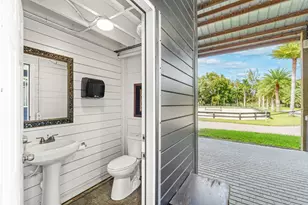 2587 Skipiks Way, Wellington, FL 33470 - Photo 66