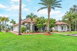 2587 Skipiks Way, Wellington, FL 33470 - Photo 20