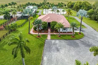 2587 Skipiks Way, Wellington, FL 33470 - Photo 18