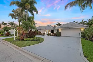 2920 NE 52nd St, Fort Lauderdale, FL 33308 - Photo 2