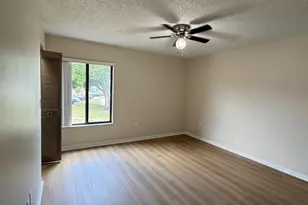 2575 S Pine Ridge Way Way S, Palm Harbor, FL 34684 - Photo 8