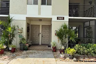 505 Gardens Dr, Pompano Beach, FL 33069 - Photo 2