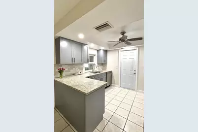 1707 E Ironwood Ct Court E, Oldsmar, FL 34677 - Photo 4