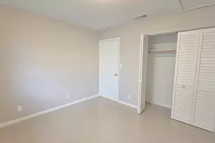 416 Lakeside Dr, Margate, FL 33063 - Photo 10