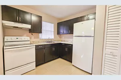 416 Lakeside Drive #129, Margate, FL 33063 - Photo 4